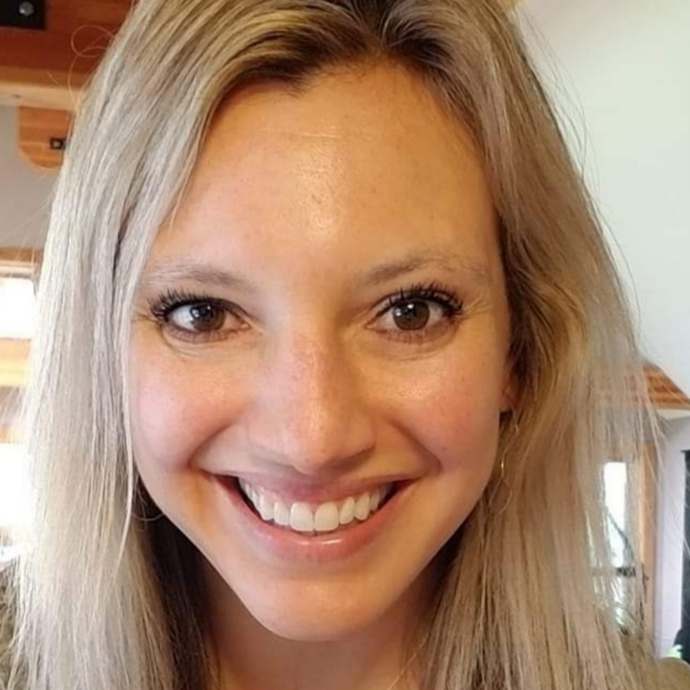 Meet your Posher, Carrie